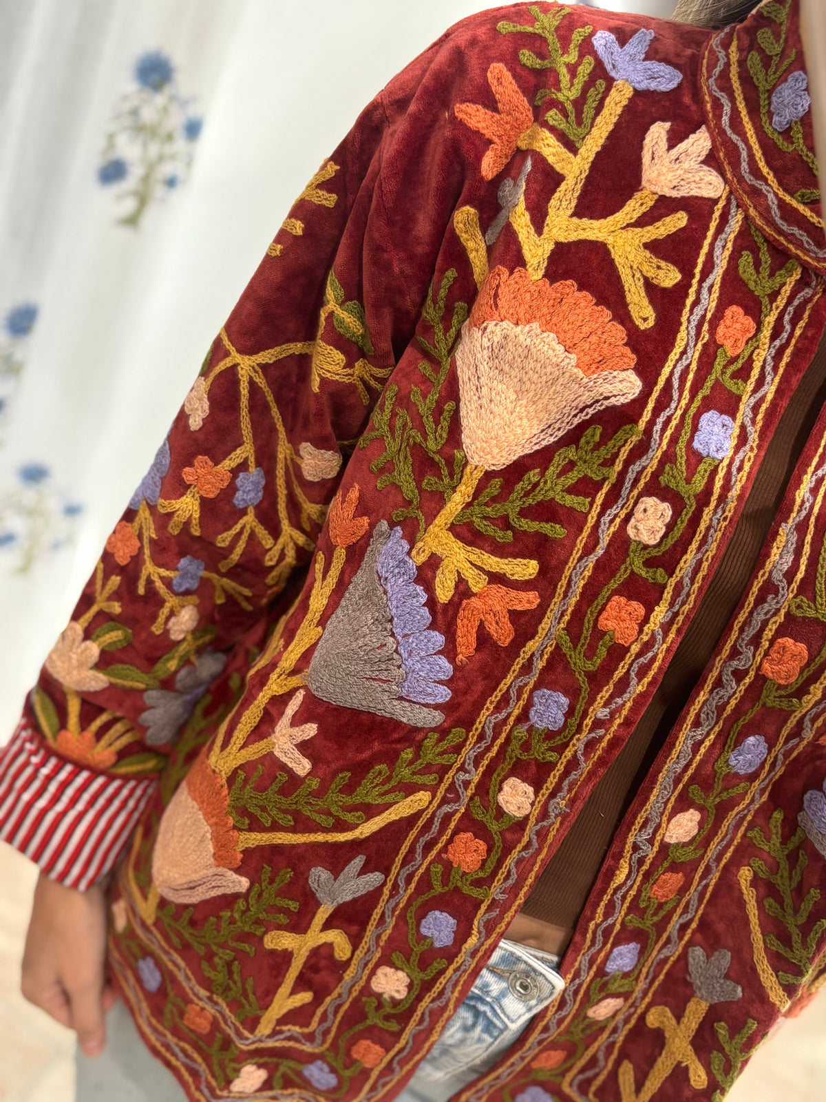 Chaqueta terciopelo bordada