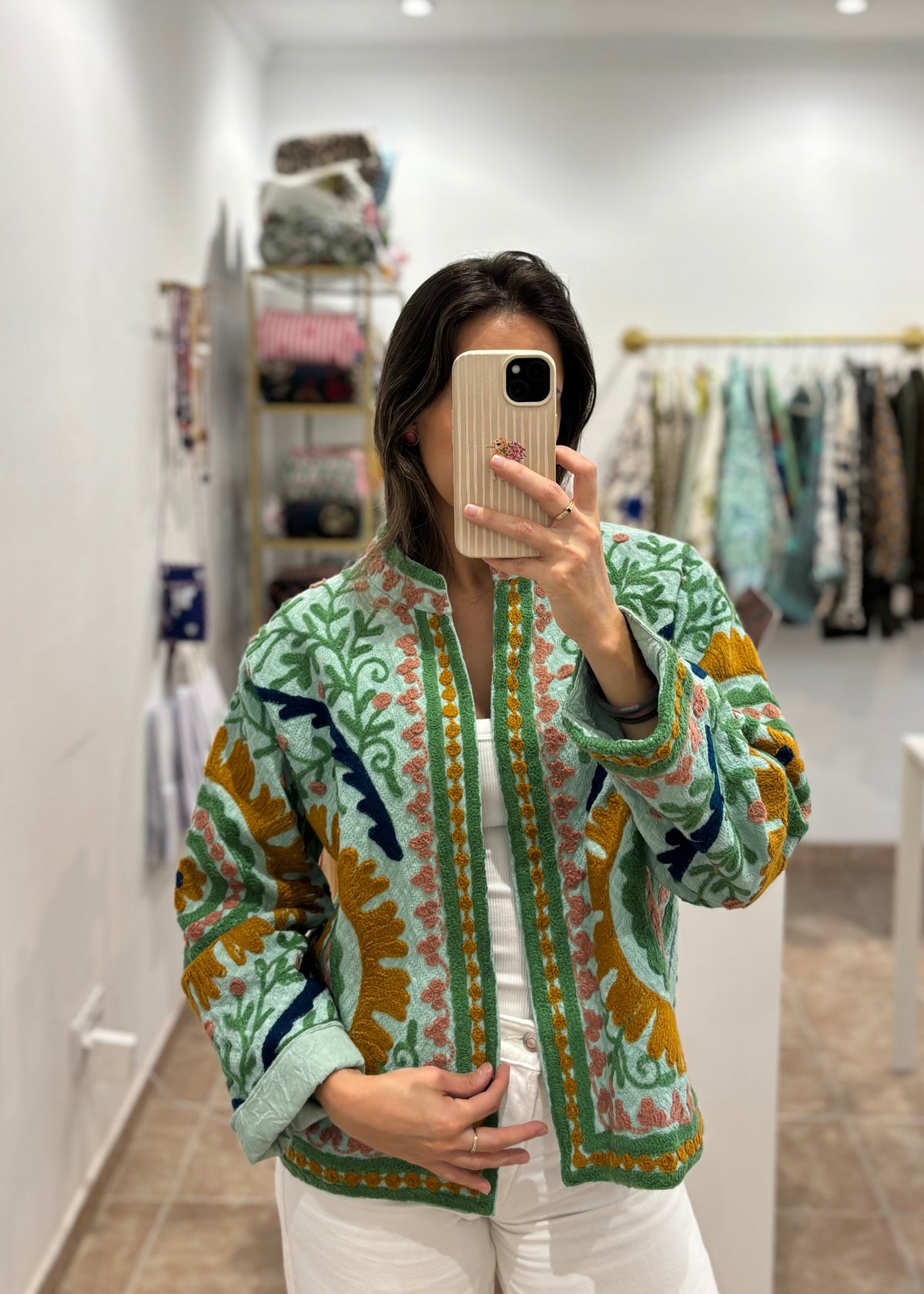 Chaqueta bordada