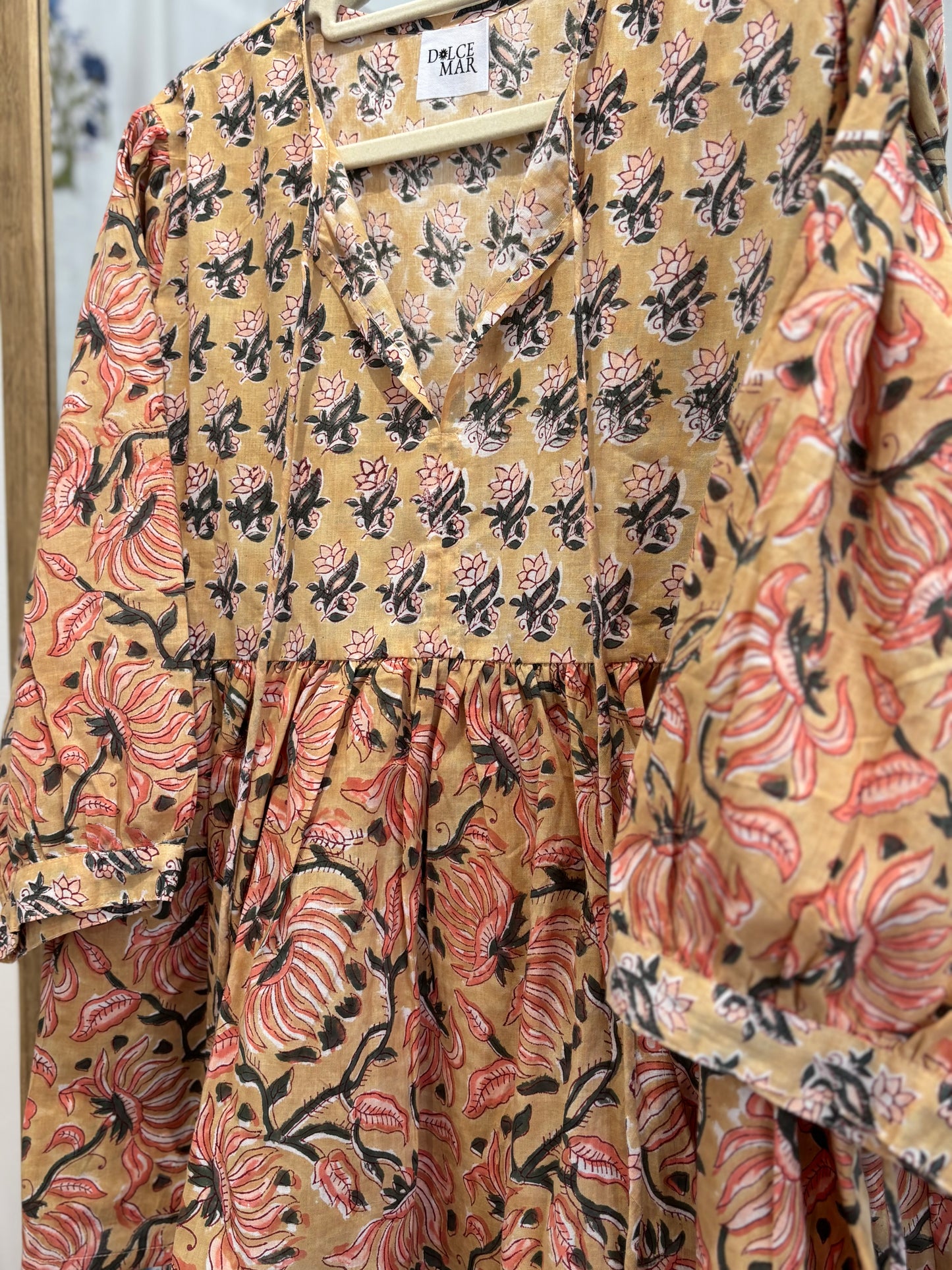 blusa Emiliy