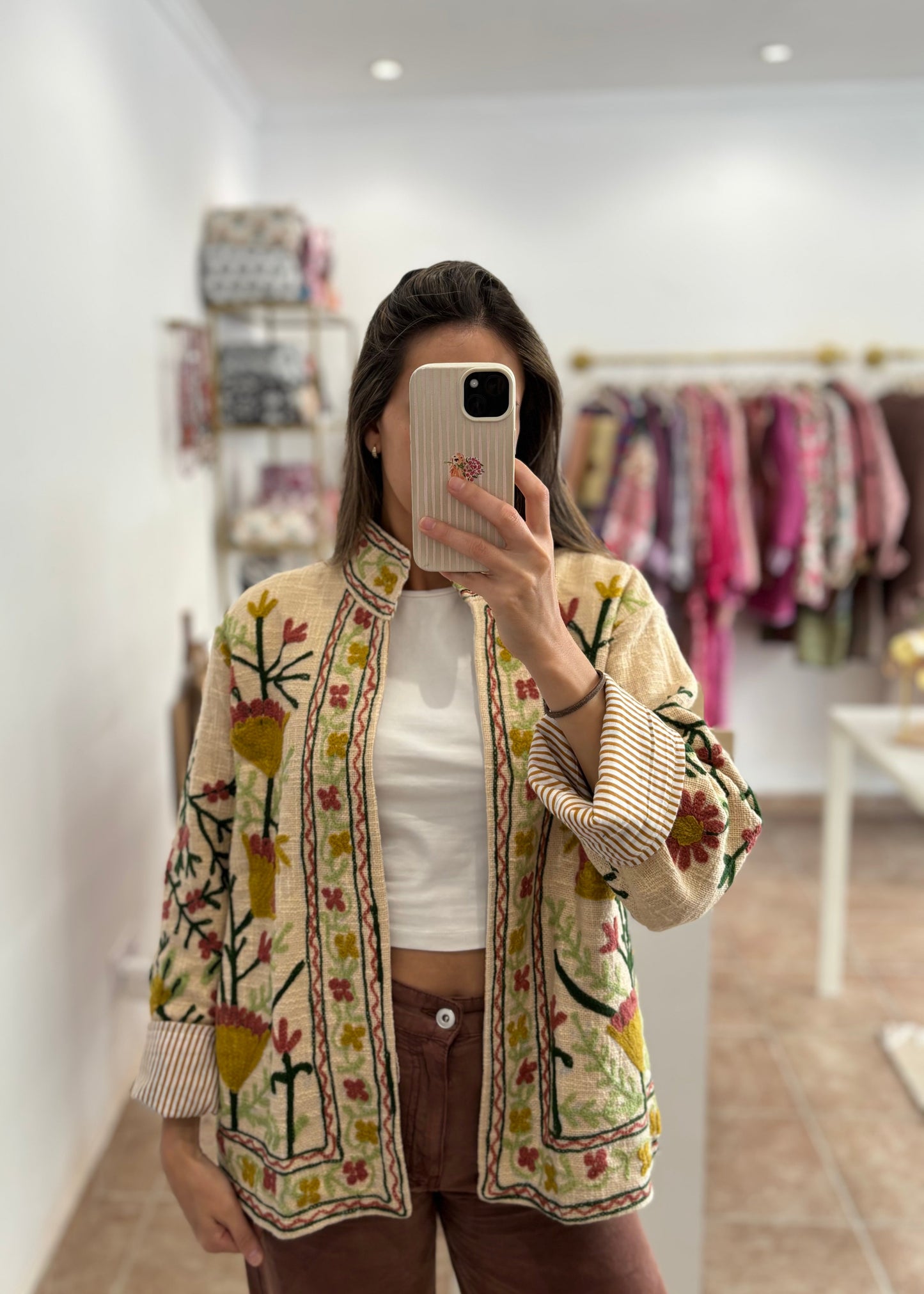Chaqueta tnt bordada