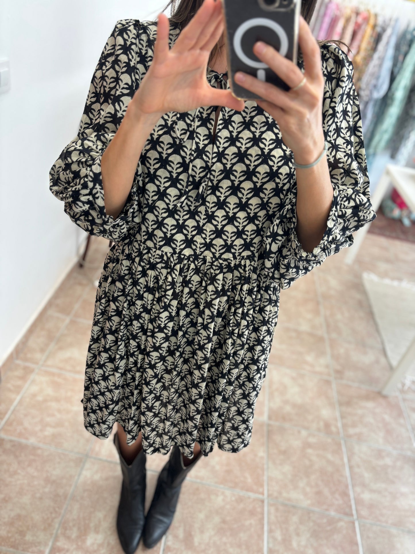 Vestido corto MAR