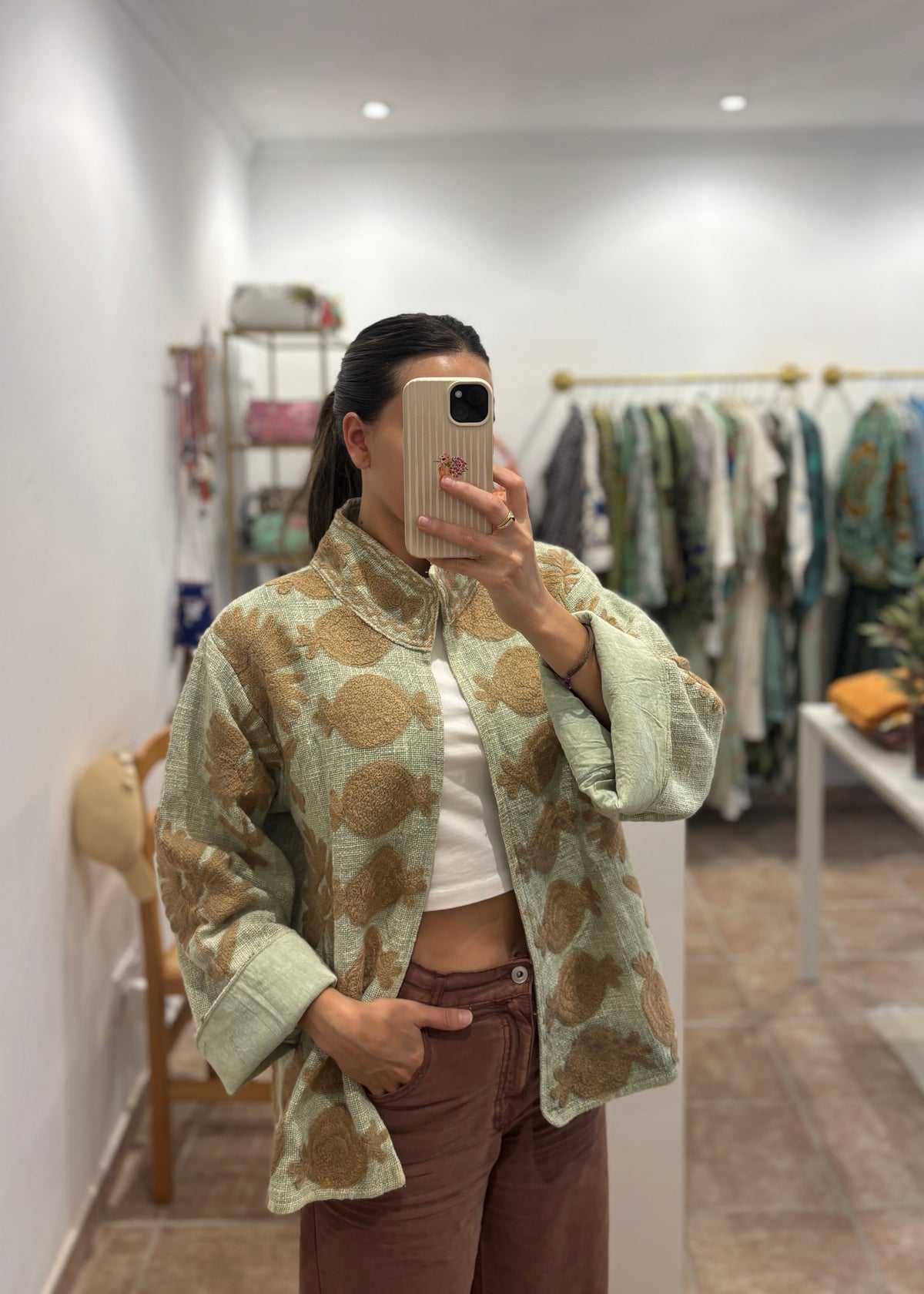 Chaqueta tnt bordada