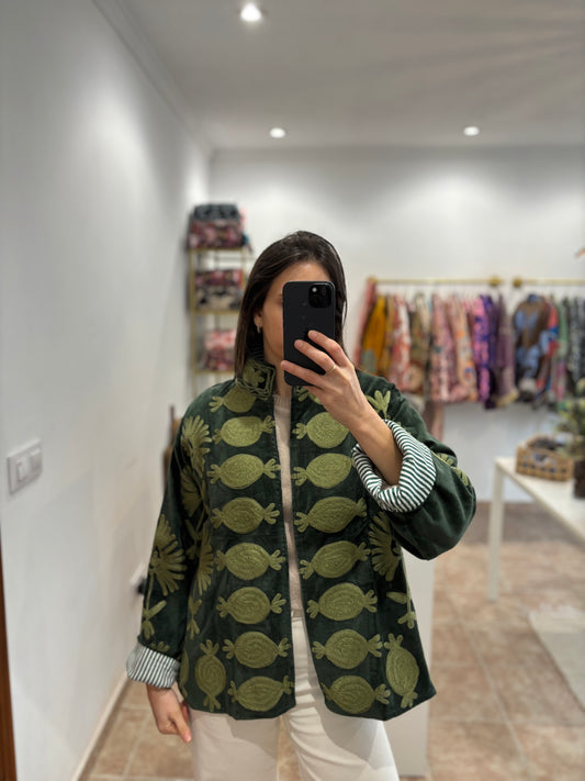 Chaqueta velvet bordada