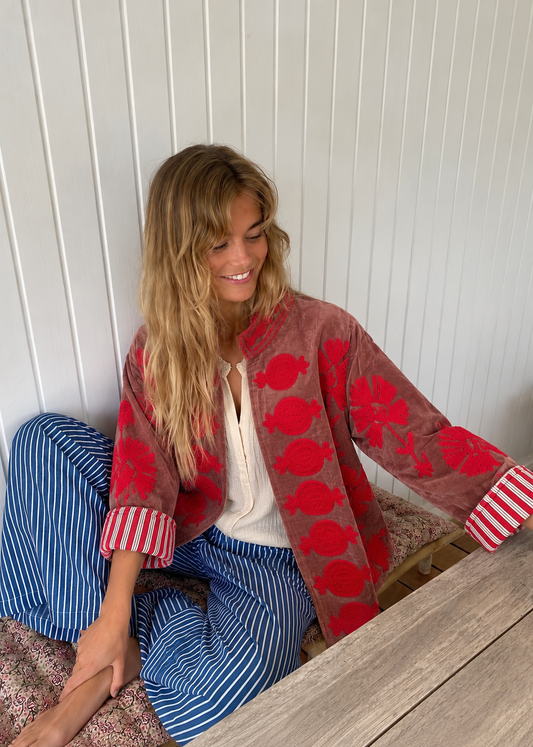 Chaqueta terciopelo bordada