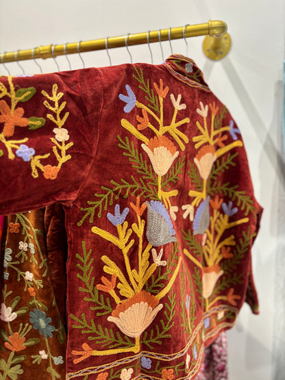 Chaqueta terciopelo bordada