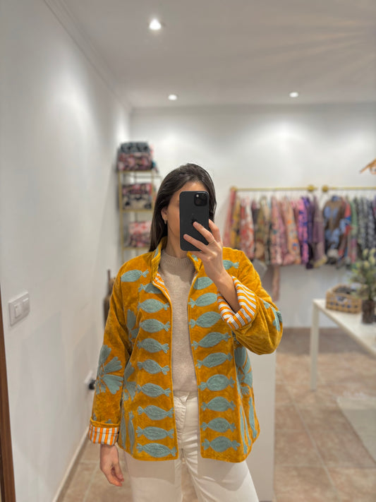 Chaqueta velvet bordada