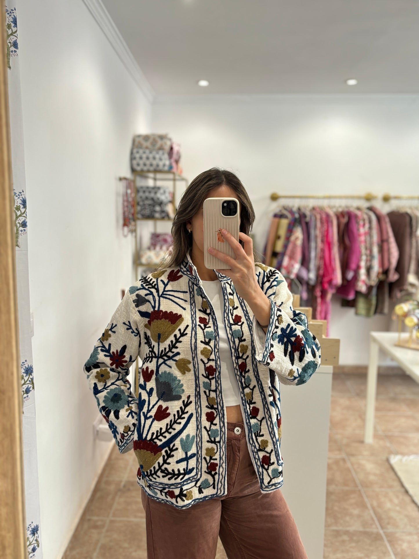 Chaqueta tnt bordada