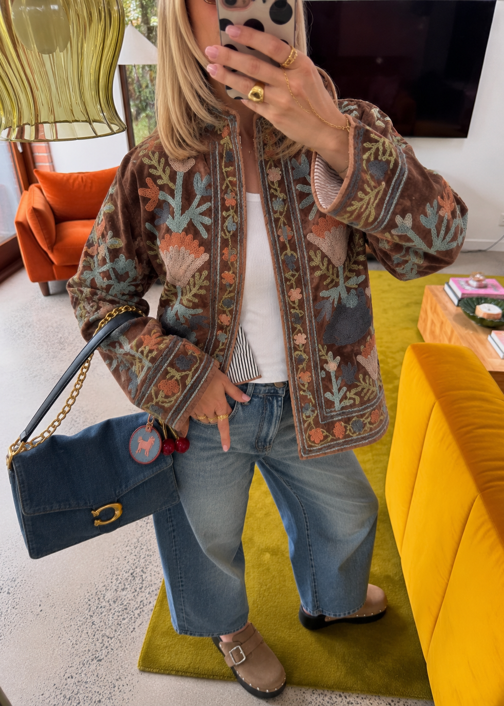Chaqueta terciopelo bordada