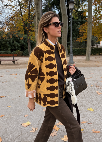 Chaqueta terciopelo bordada