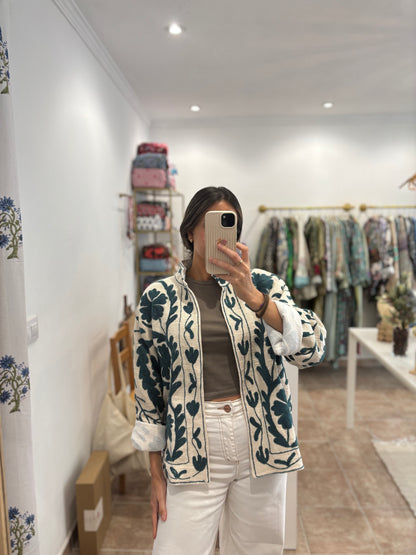 Chaqueta tnt bordada